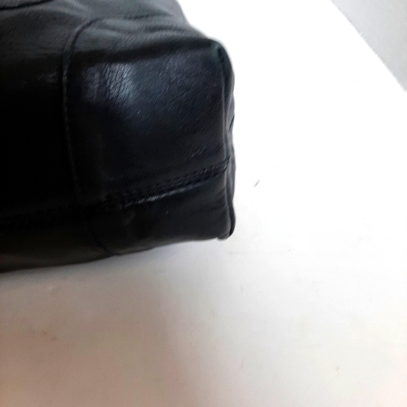 Danier Genuine Leather Bag - Picture 5 of 12